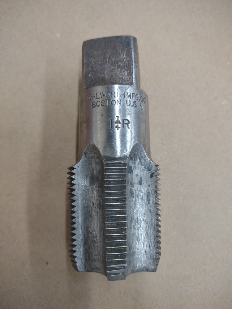WALWORTH MFG. BOSTON. USA Tap 1-1/4&Prime; R 5-Flutes. Used. EXCELLENT CONDITION