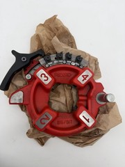 RIDGID 84532 817 UNIVERSAL RIGHT HAND OILING DIE HEAD 1-2&Prime; &ndash; Semi Automatic