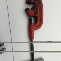 Ridgid Tools No. 2A Heavy Duty Wide Roll Pipe Cutter 1/8&Prime; to 2&Prime;