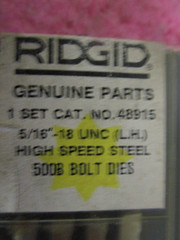 Ridgid 500B Bolt Die Set 48915, 5/16-18 LEFT HAND High Speed Steel