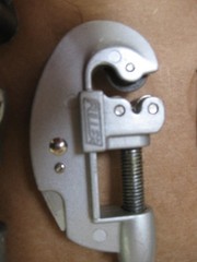 Lot of 4 pipe / tubing cutters