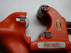 Ridgid Model No. 4S Pipe Tubing Cutter 2&Prime; &ndash; 4&Prime; OD Capacity