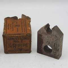 Armstrong Bros. Adjustable Dies for Pipe No.2 Size 1/4&Prime;