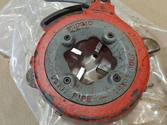 Ridgid 97065 811A Universal Quick Opening Right Hand Oiling Die head 1/8 -2&Prime;