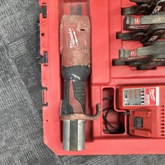 Milwaukee M18 FORCE LOGIC Press Tool Kit w/ Jaws, Battery, Charger, Case