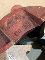 Vintage GTD Greenfield Pipe Threader No. R3 w/ Set of 1-1/4&Prime; Dies