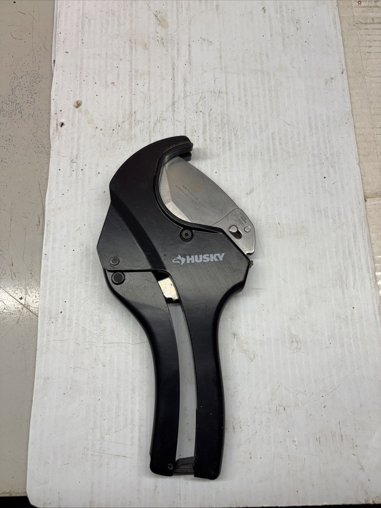 Husky Ratcheting Pipe Cutter Model 1003005272 MPN 1003005272 Ratchet Type