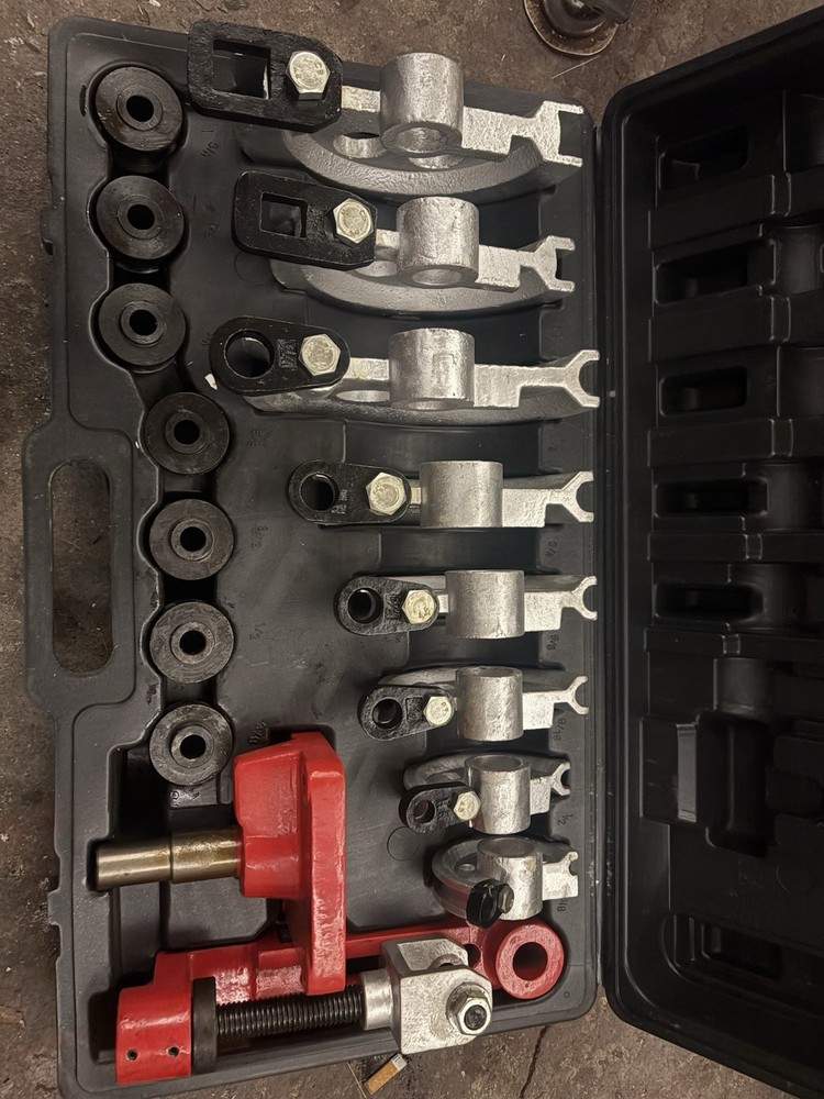 Manual Pipe Bender Set for Steel, Aluminum, Copper, 1/4&ndash;5/8 in, Multiple Dies