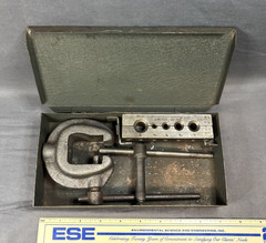 Vintage Everhot Products Co. Flaring Tool Set w/ Metal Case &ndash; Chicago
