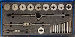 461184 &ndash; Greenfield Industries Little Giant Tap & Die Set No 7-1/2 and No 37-1/2