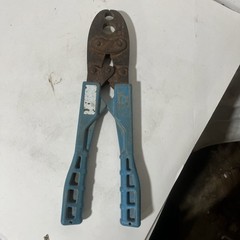 SharkBite Crimp Tool 865894 1/2&Prime; & 3/4&Prime; PEX Preowned Astm F-1807