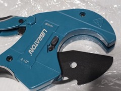 LIBRATON Heavy Duty PPR Pipe Cutter 63mm [2-1/2&Prime;] SK5 Blade, Aluminum Body &ndash; NEW