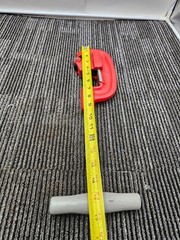 WESTWARD 3CYV3 Pipe Cutter Cutting Capacity Std Wheel Cutter 1/8&Prime; &ndash; 2&Prime; Red
