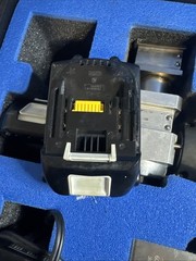 Klauke Reflok TuffLok MAPAX4L Battery Operated Axial Press Tool w/Jaws & Case