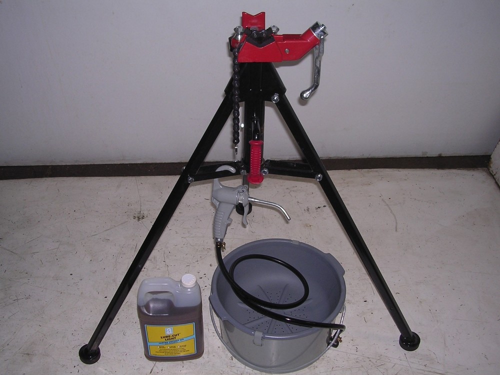BUCKET OILER, OIL & PORTABLE TRISTAND RIDGID 65R Pipe Threader 811 815 11R 12R