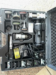 DeWalt Everloc Rehau Pex tool and compression sleeve fitting system 12V kit