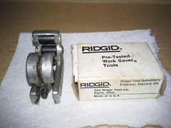 Ridgid No. 104 Tubing Cutter 3/16&Prime; to 15/16&Prime; OD &ndash; 5-24mm w/Box. VGC