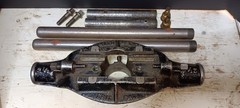 Antique Early Reed Mfg Co Pipe Threader Set w/ Box 1/2&ndash;1&frac14; R Dies Erie PA