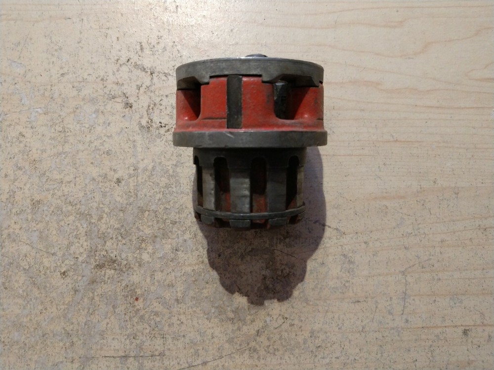 USED RIDGID 00R 1/2&Prime; NPT DIE HEAD &ndash; CHIPPED TEETH