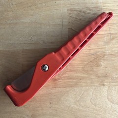 Malco Tools ABS PVC and PEX Sure Grip Tube Slicer / Cutter TC400