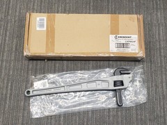 NEW Crescent CAPW24F Pipe Wrench Aluminum Offset Handle 24&Prime; &ndash; FREE SHIPPING