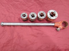 RIDGID 00-R RATCHETING PIPE THREAD CUTTER SET. 3/8&rdquo;, 1/2&Prime;, 3/4&rdquo;, 1&rdquo; 4 DIES NPT