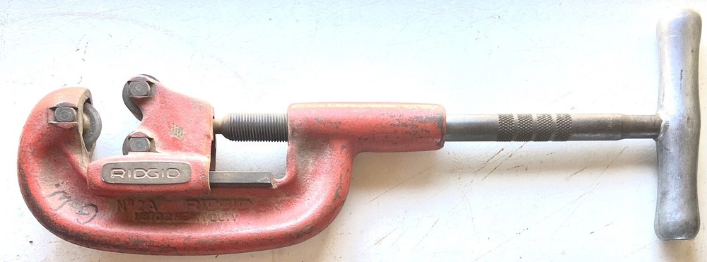 RIDGID No. 2A 1/8&Prime; &ndash; 2&Prime; Heavy Duty Pipe Cutter MADE IN USA No 1-2 Ridge Tool Co.