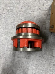 Ridgid 37410 12-R 1-1/2&Prime; Hand Threader NPT Die Head Complete Brand New