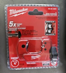Milwaukee 48-22-4251 1 in. Mini Copper Tubing Cutter