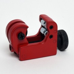 Mini Copper Tubing Cutter 7/8&Prime; to 1/8&Prime; Cut Capacity Pipe Cutters