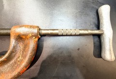 RIDGID 44-S 32880 Heavy Duty 4-Wheel 2-1/2&Prime; &ndash; 4&Prime; Pipe Cutter USA