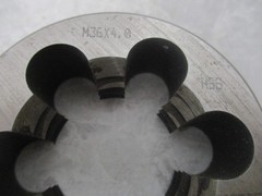 WIDELL M36X4.0 HSS HEX THREADING DIE 2-1/2 DIA, XA0556
