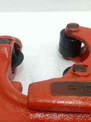 RIDGID MODEL 4-S HEAVY DUTY PIPE CUTTER 2&Prime; &ndash; 4&Prime; MANUAL PLUMBING TOOL USA 32840
