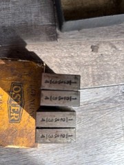 OSTER 1/2&rdquo; & 3/4&rdquo; Pipe Die Set