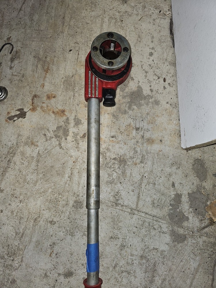 Super-ego &ndash; Ratchet Drop Head Threader With 1&Prime; Die