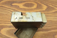 Oster 300 Threading Die Set 1-4 Size 1/2&Prime; & 3/4&Prime; NOS in Original Box