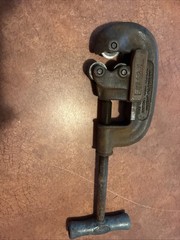 Vintage Ridgid No. 1 & 2 1/8&Prime; to 1 1/4&Prime; Inch Pipe Cutter Rigid