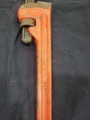 RIDGID 14 in Straight Pipe Wrench Cast Iron Adjustable Heavy Duty