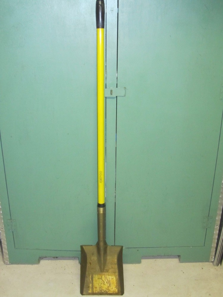 AMPCO S-82FM AL-BR Shovel, Square Point None-Sparking USA Made