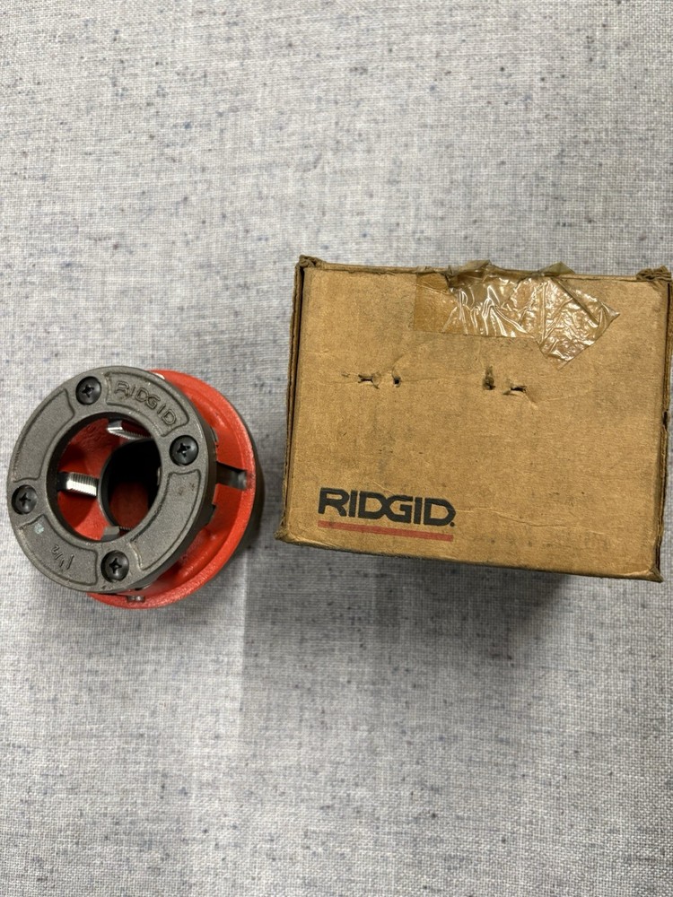 Ridgid 37410 12-R 1-1/2&Prime; Hand Threader NPT Die Head Complete Brand New