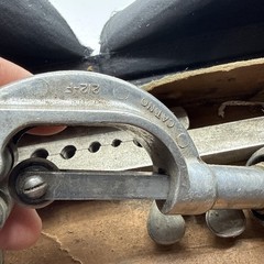 VINTAGE IMPERIAL BRASS TOOLS TUBING PIPE CUTTER &ndash; 212 F &ndash; USA &ndash; TUBE CONDUIT 147