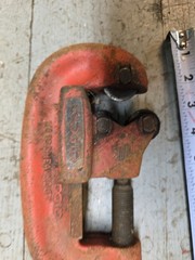 Vintage Ridgid No. 1 &ndash; 2 Heavy Duty 1/8&Prime; to 2&Prime; Inch No. 2A Pipe Cutter Rigid USA