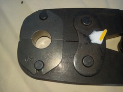 SharkBite 865896 1/2&Prime; PEX Crimp Tool Includes 1/2 Inch Dies Works Great **READ**