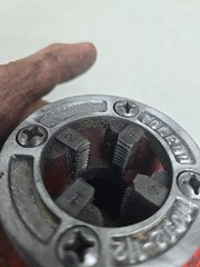 USED TOLEDO #12 1/2 &rdquo; NPT DIE HEAD &ndash; DROP HEAD TYPE