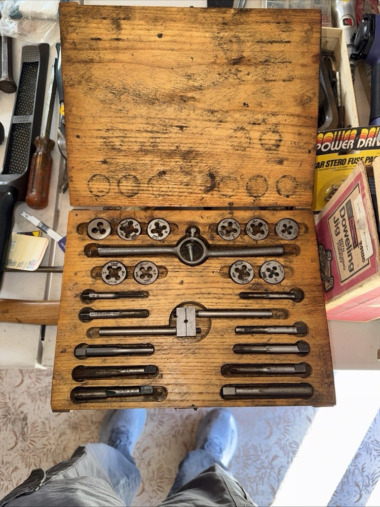Vintage Tap & Die Set Fractional Sizes 1/4-20 to 1/2-20 Wood Case Greenfield