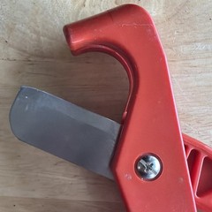 Malco Tools ABS PVC and PEX Sure Grip Tube Slicer / Cutter TC400