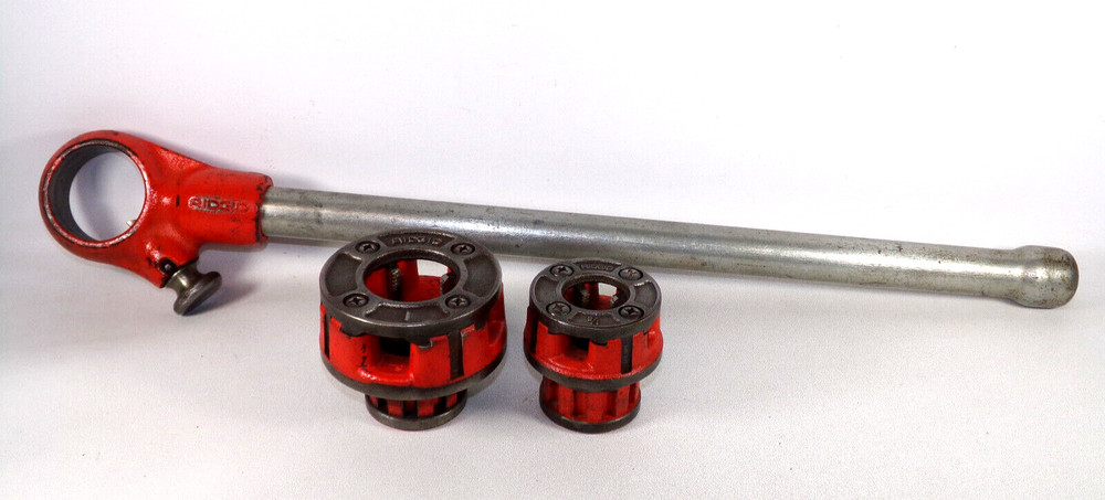 RIDGID 00R Pipe Threader Die Head Set, 1&Prime; & 3/4&Prime; with Ratchet, 00R