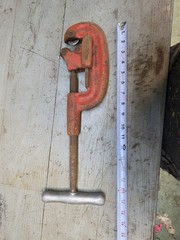 Vintage Ridgid No. 1 &ndash; 2 Heavy Duty 1/8&Prime; to 2&Prime; Inch No. 2A Pipe Cutter Rigid USA