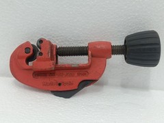 SUPER-EGO PRO 725 PIPE CUTTER 3&ndash;30 MM 1/8&ndash;1 1/8 OD MADE IN SPAIN USED FAST SHIP