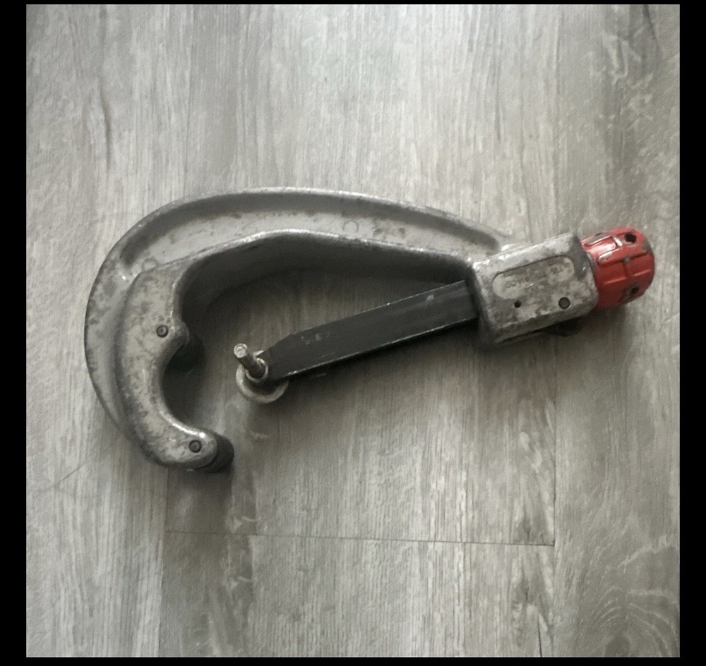 Ridgid Pipe/Tubing Cutters Set of 5 &ndash;No. 15, No. 10, No. 154
